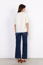 Load image into Gallery viewer, 40281- Cream Milly Blouse - Soya Concept