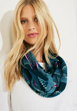 Load image into Gallery viewer, 572181- Printed Loop Scarf - Cecil