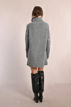 Load image into Gallery viewer, Knitted Sweater - Molly Bracken