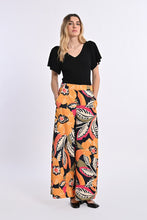 Load image into Gallery viewer, 142 - Wide-Leg Printed Pants - Molly Bracken