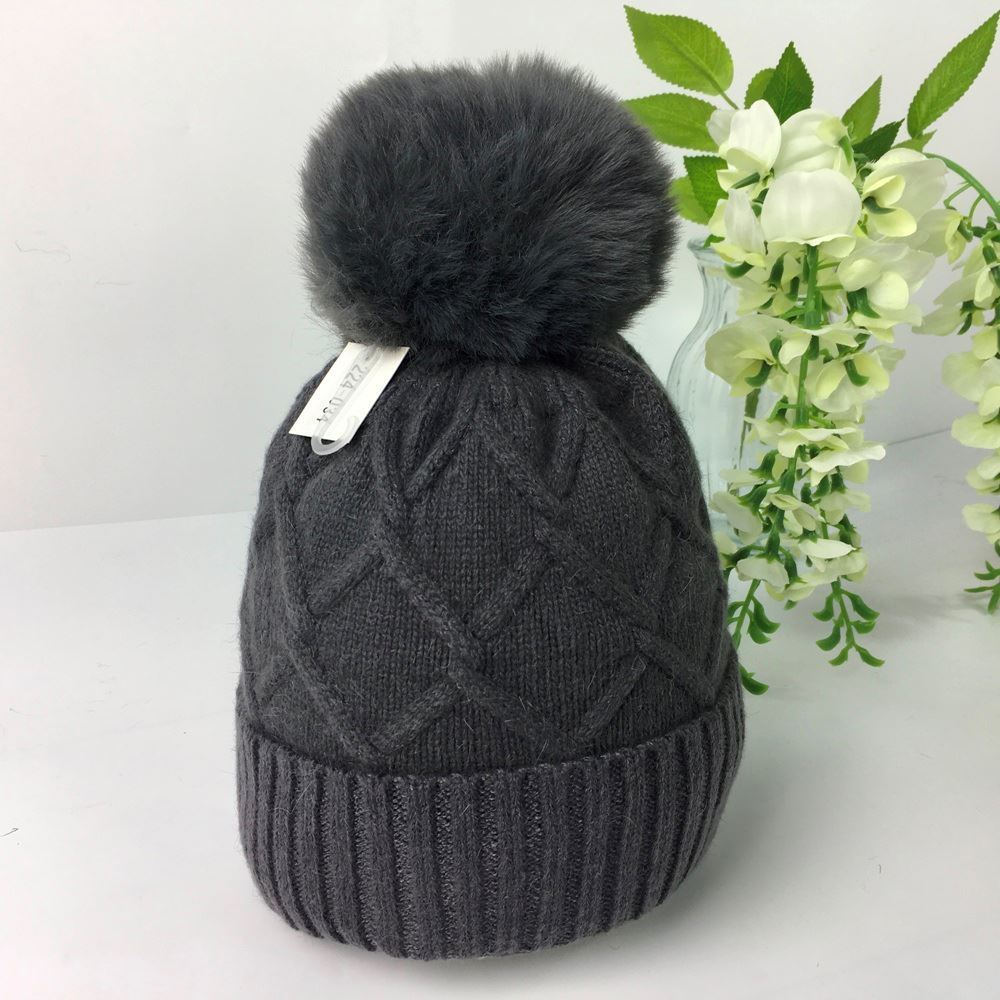 034-PomPom Hat-Grey