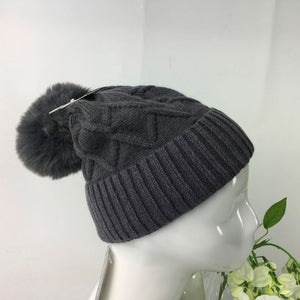 034-PomPom Hat-Grey