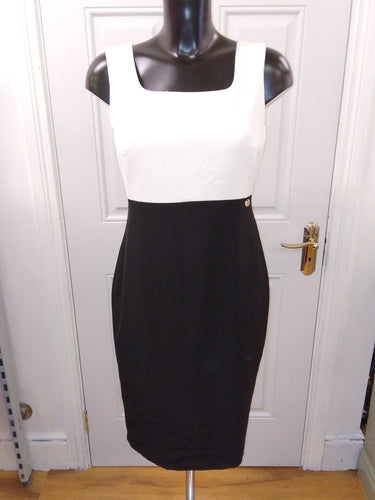 Kate Cooper dress- Black/white