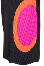 Load image into Gallery viewer, 109- Pleated Dress w/ Colour Circles- Ora