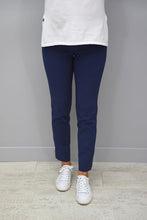 Load image into Gallery viewer, 51527- Air force Blue rose ankle grazers - Robell