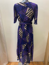 Load image into Gallery viewer, 5655 - Purple Print Dress - Kyla