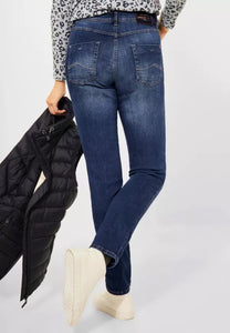 374829-Toronto Mid Blue Wash Jeans- Cecil