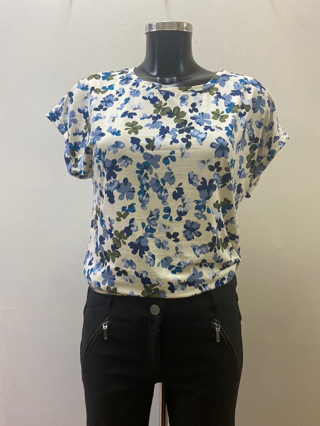 0634- White & Blue Flower Tshirt - Fransa