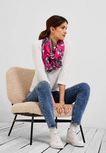 Load image into Gallery viewer, 572066- Pink Flower Loop Scarf - Cecil
