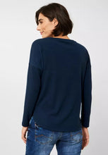 Load image into Gallery viewer, 318630 Top with ‘Love’ Print- Navy/Silver- Cecil